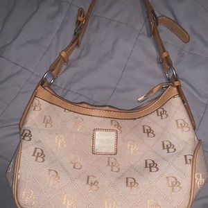 Dooney & Bourke small shoulder bag